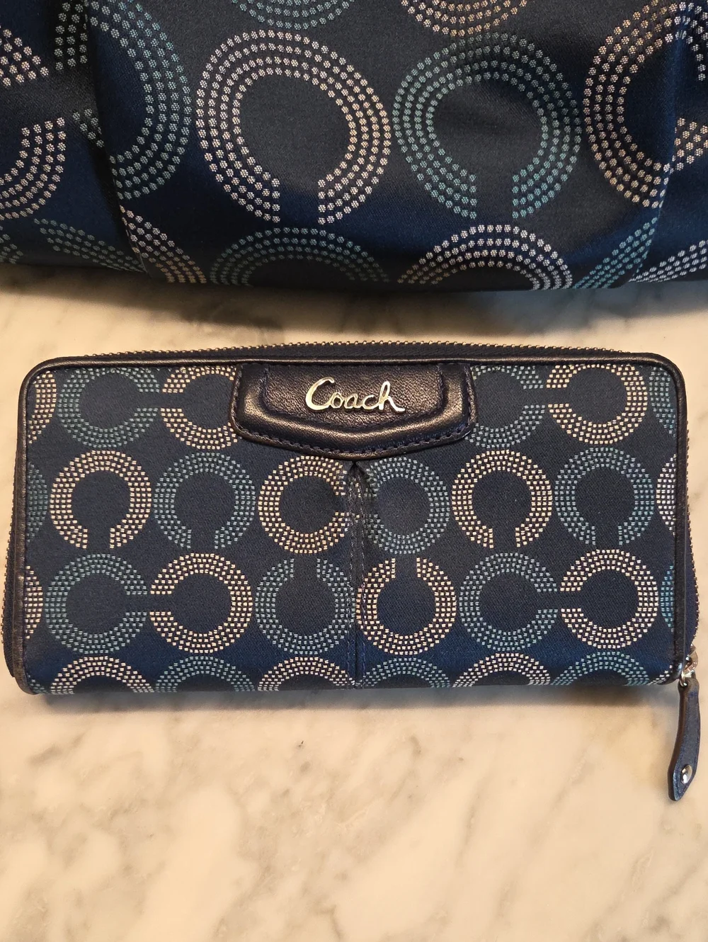 EUC 2013 Coach Op Art Dot Signature C's Tote with Matching Wallet
